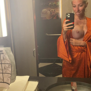 Video by therealjennajay published on June 12,2023 21:11:00 - BestThots