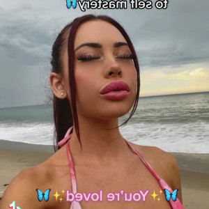 Video by sabinarouge published on April 28,2023 00:03:00 - BestThots
