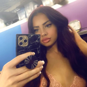 Video by sabinarouge published on June 10,2023 02:13:00 - BestThots