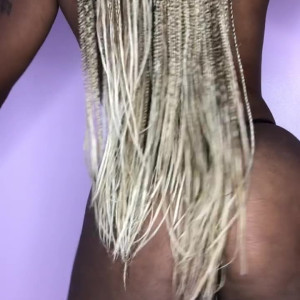 Video by samira_0825 published on April 9,2023 18:05:00 - BestThots