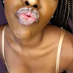 Video by samira_0825 published on May 14,2023 15:54:00 - BestThots