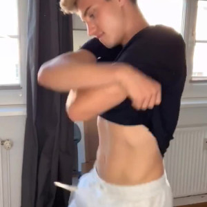 Video by valsplace published on May 3,2023 09:36:00 - BestThots
