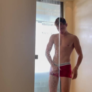 Video by valsplace published on April 14,2023 00:16:00 - BestThots