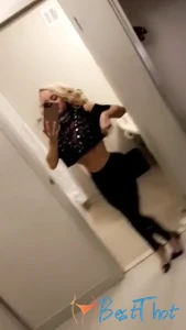 Video by nikkidelano published on January 20,2025 08:02:21 - BestThots