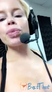 Video by nikkidelano published on January 20,2025 09:00:17 - BestThots