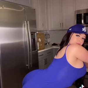 Video by em098 published on January 12,2024 06:59:13 - BestThots