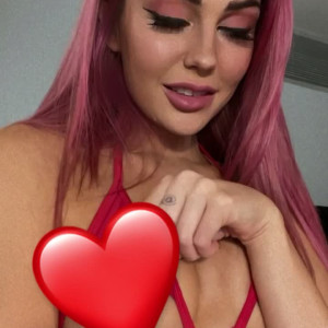 Video by therealoliviamae published on July 5,2023 09:23:00 - BestThots