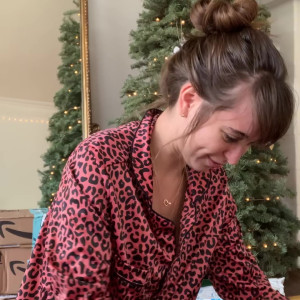 Video by rileyreidx3 published on April 14,2023 03:36:00 - BestThots