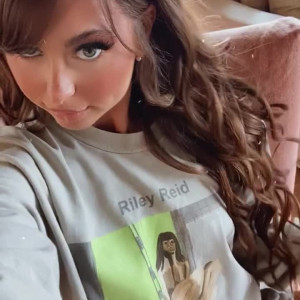 Video by rileyreidx3 published on April 18,2023 02:29:00 - BestThots