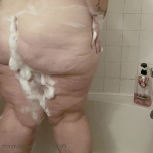 Video by bbwtarah published on July 6,2023 02:30:00 - BestThots