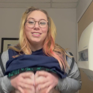 Video by bbwtarah published on May 9,2023 02:12:00 - BestThots