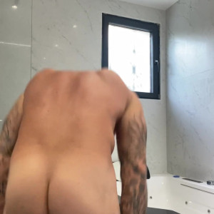 Video by fumecomplet published on May 3,2023 12:11:00 - BestThots