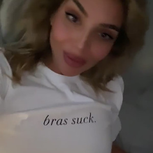 Video by bootyqueenbae published on April 28,2023 18:05:00 - BestThots