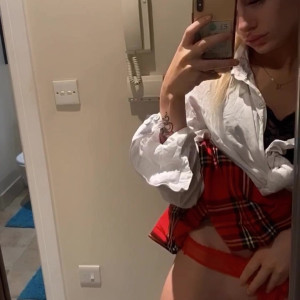 Video by amymarie_uk published on March 26,2023 04:06:00 - BestThots