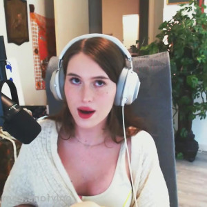 Video by porcelaingoirl published on April 6,2023 02:32:00 - BestThots