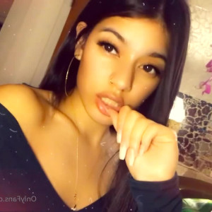 Video by jasminexsavage published on March 21,2023 10:03:00 - BestThots