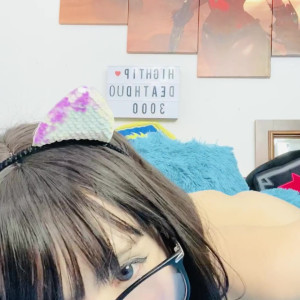 Video by mollyxmayhem published on July 20,2023 12:03:00 - BestThots