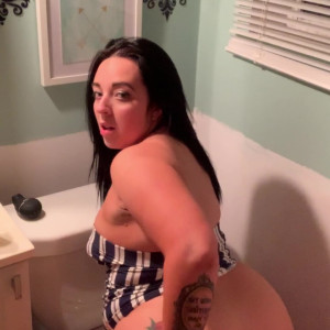 Video by mindyjaxx published on April 5,2023 05:19:00 - BestThots