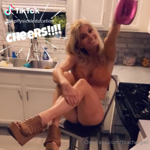 Video by teacherpet published on August 24,2023 11:26:23 - BestThots