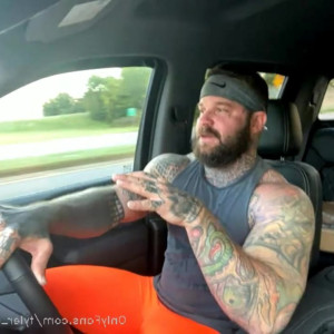 Video by tattoosaredumb published on April 11,2023 15:40:00 - BestThots