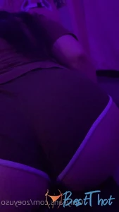 zoeyuso #9744144