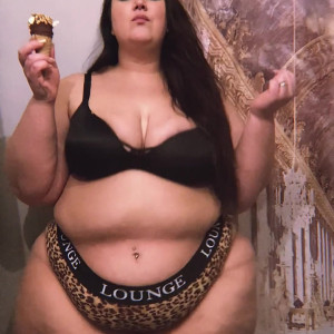 Video by plump_princess published on April 28,2023 05:22:00 - BestThots