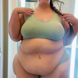 Video by plump_princess published on July 7,2023 19:25:00 - BestThots