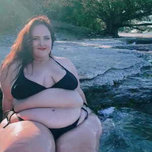 Video by plump_princess published on March 26,2023 04:20:00 - BestThots