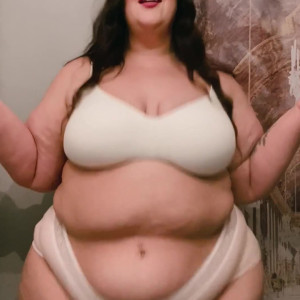 Video by plump_princess published on March 24,2023 20:23:00 - BestThots