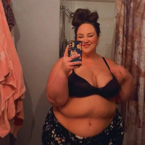 Video by plump_princess published on June 28,2023 08:56:00 - BestThots
