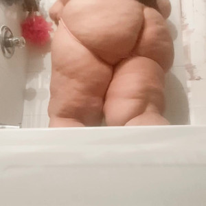 Video by plump_princess published on June 1,2023 09:20:00 - BestThots