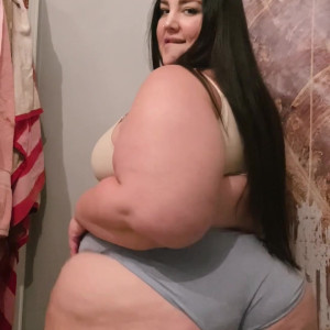 Video by plump_princess published on June 19,2023 17:47:00 - BestThots