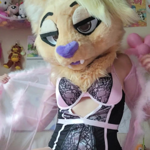Video by softtrashy published on August 24,2023 12:10:21 - BestThots
