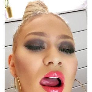Video by pennypersonal published on March 10,2023 22:01:00 - BestThots
