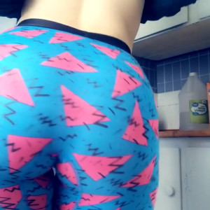 Video by skylarsharkfree published on August 12,2023 13:42:00 - BestThots
