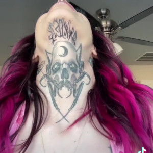 Video by theonlinegirlfriend published on August 24,2023 13:00:36 - BestThots