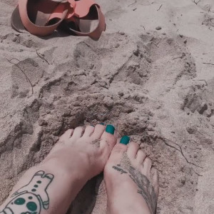 Video by theonlinegirlfriend published on August 24,2023 13:00:58 - BestThots