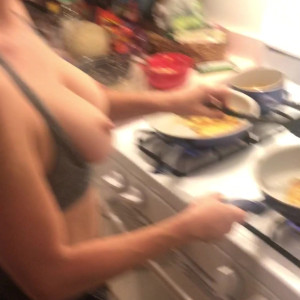 Video by hellojewels published on April 11,2023 20:56:00 - BestThots