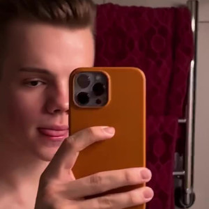 Video by nickfoxxfree published on July 1,2023 08:37:00 - BestThots
