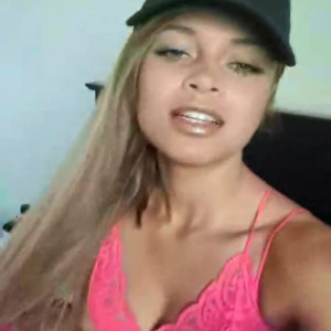 Video by destinycruzxxx published on June 10,2023 05:48:00 - BestThots