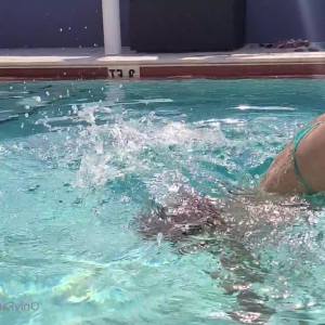 Video by destinycruzxxx published on March 3,2023 22:52:00 - BestThots