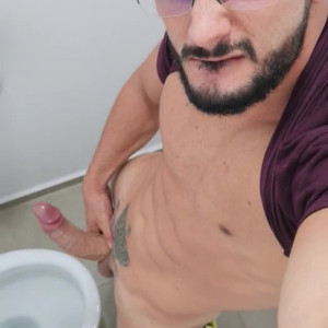 Video by adrianhcfitfree published on March 29,2023 08:26:00 - BestThots
