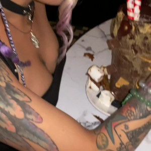 Video by kimberlychixxx published on June 20,2023 02:21:00 - BestThots