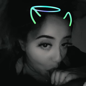 Video by sofiamoonxxx published on April 7,2023 05:21:00 - BestThots