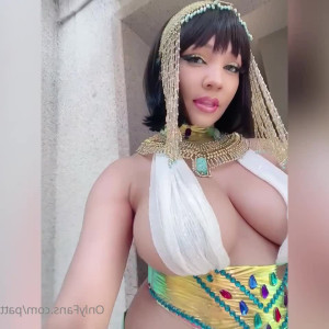 Video by pattiecosplay published on July 12,2023 00:04:00 - BestThots