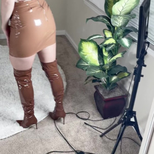 Video by worshipamber published on April 12,2023 20:44:00 - BestThots