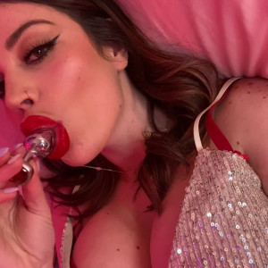 Video by myladelrey published on June 6,2023 06:48:00 - BestThots