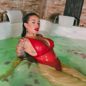 Video by kattmodel published on March 9,2023 13:24:00 - BestThots