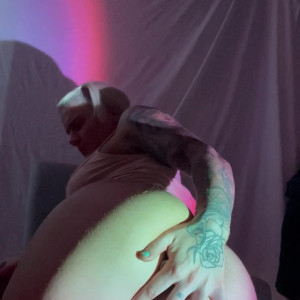 Video by btxoxox published on May 14,2023 13:32:00 - BestThots