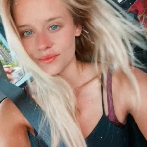 laurenann77 #5360808